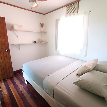 Casa Oh - Oceanview Guesthouse Uvita Buitenkant foto