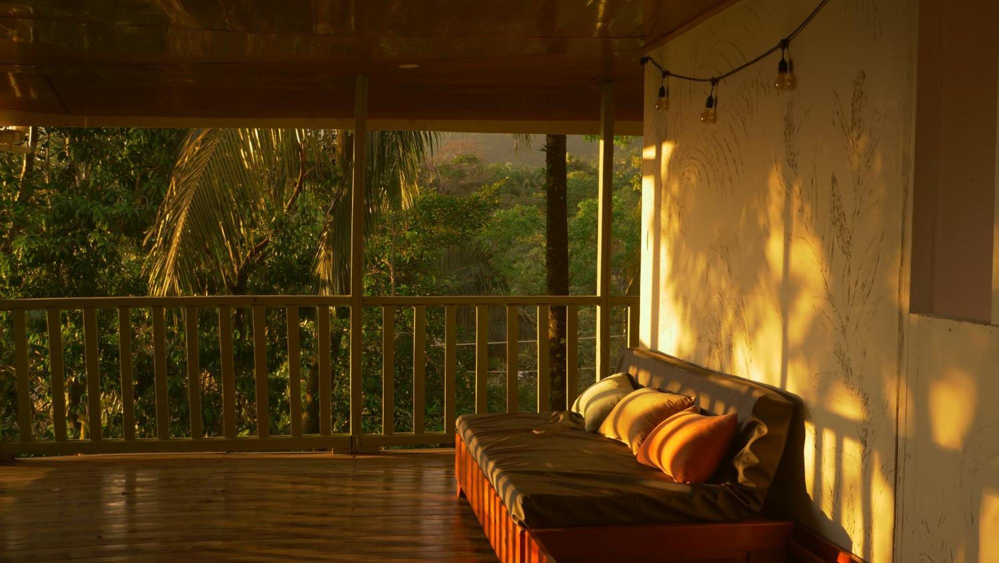 Casa Oh - Oceanview Guesthouse Uvita Buitenkant foto
