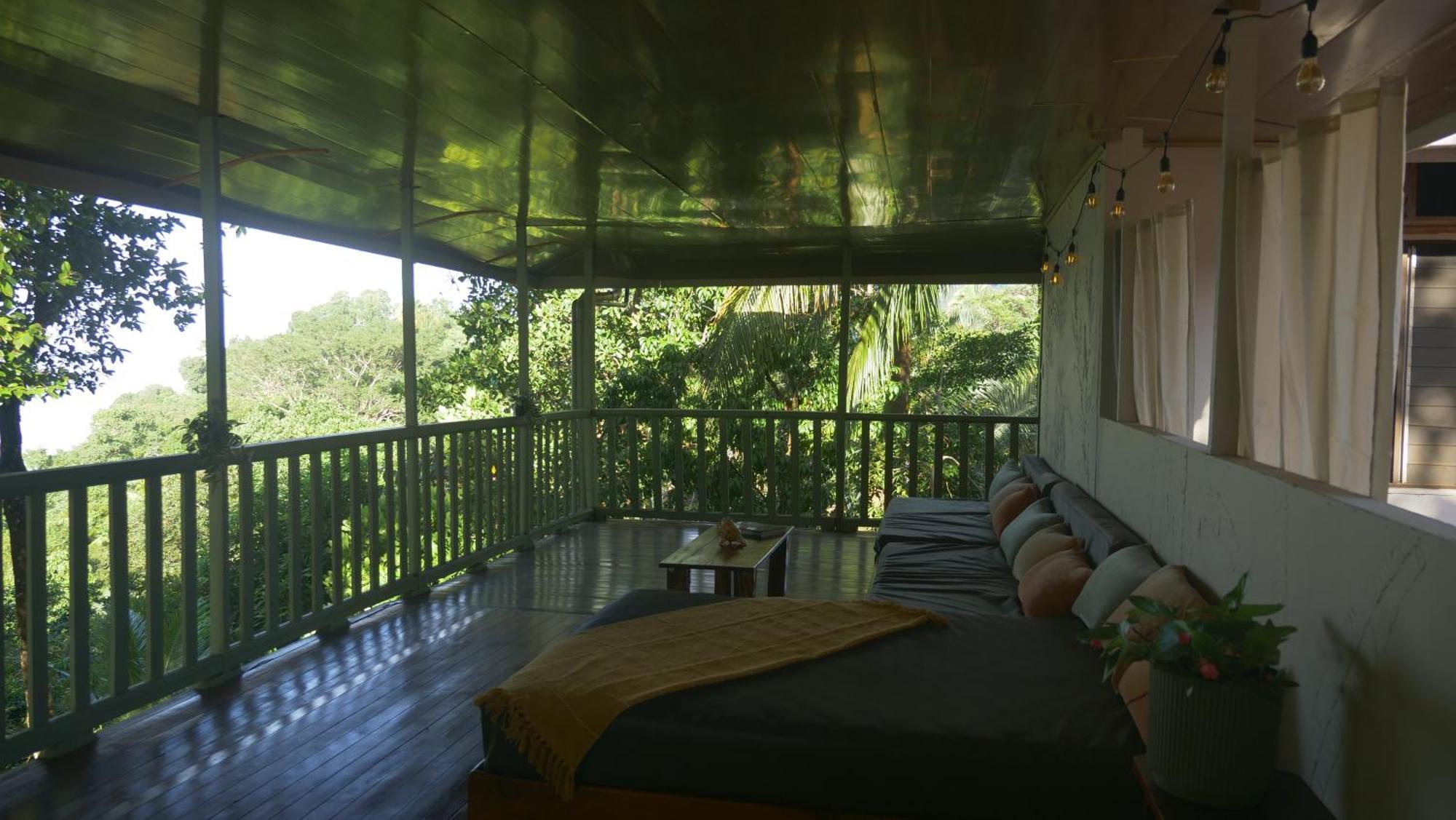 Casa Oh - Oceanview Guesthouse Uvita Buitenkant foto