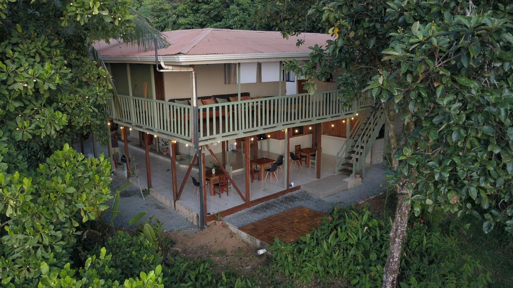 Casa Oh - Oceanview Guesthouse Uvita Buitenkant foto